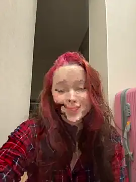 Cute kitty- online show from November 11, 8:58 pm