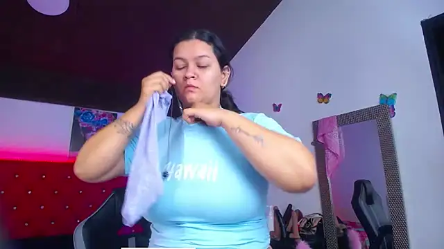 kriss sweetboobs10 online show from November 26, 12:05 pm