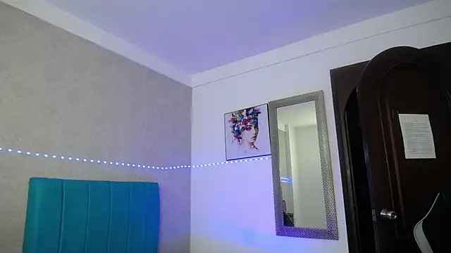 kriss sweetboobs10 online show from February 19, 12:35 pm