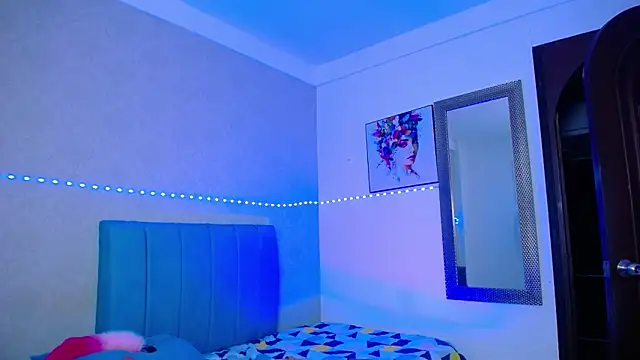 kriss sweetboobs10 online show from February 12, 12:38 pm