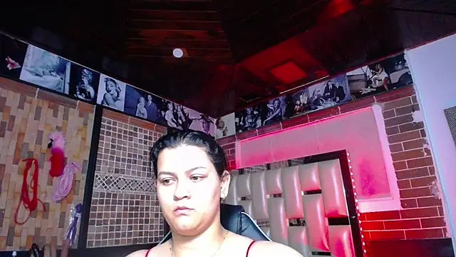 kriss sweetboobs10 online show from April 8, 12:50 pm