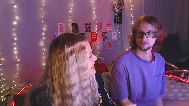 Your Horny Friends online show from April 14, 2:55 pm