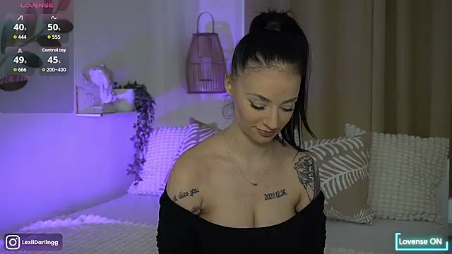 LexiiDarling online show from March 13, 3:17 pm