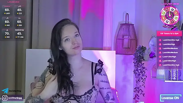 Snapshot of LexiiDarling chatting on June 11, 4:15 pm LexiiDarling online show from June 11, 4:15 pm