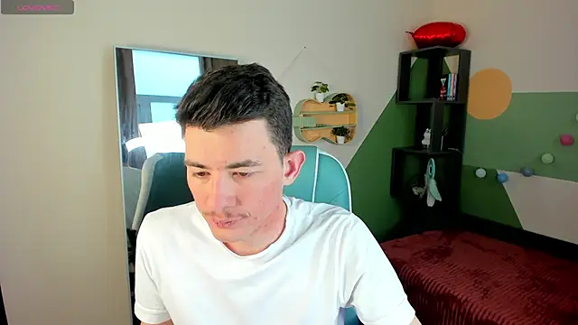 Danny  Magic online show from March 14, 2:30 pm