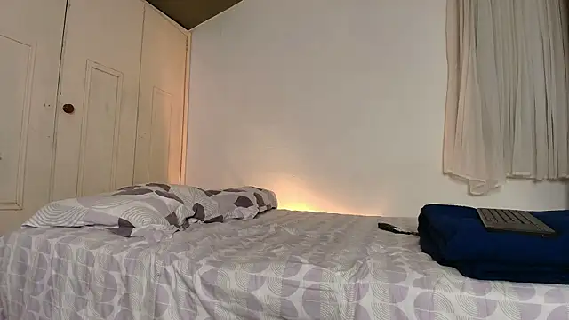 pleasurecompany3 online show from November 15, 3:21 am