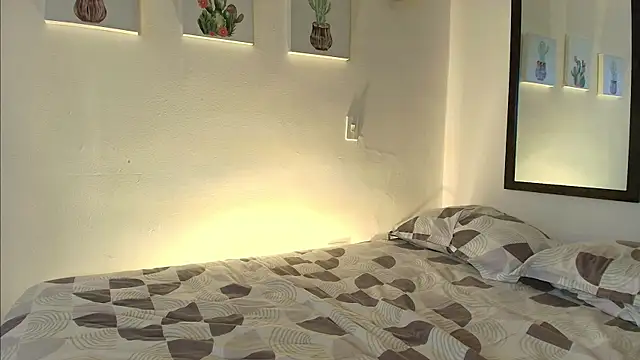 pleasurecompany3 online show from March 25, 4:12 am