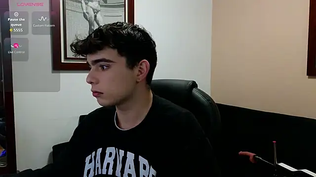 lukeboyce33 online show from April 10, 3:13 am