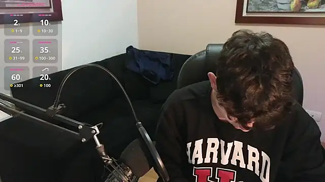 lukeboyce33 online show from March 2, 1:28 am