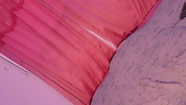 Snapshot of Mariana-ofc chatting on November 13, 11:03 am Mariana-ofc online show from November 13, 11:03 am