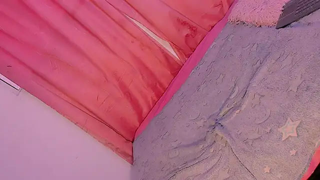 Snapshot of Mariana-ofc chatting on November 7, 11:15 am Mariana-ofc online show from November 7, 11:15 am