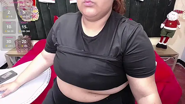 ailyn maury online show from December 20, 1:19 am