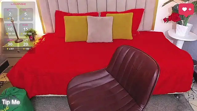 ailyn maury online show from March 19, 1:22 pm