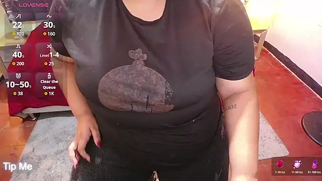 Snapshot of ailyn_maury chatting on June 27, 1:17 pm ailyn maury online show from June 27, 1:17 pm
