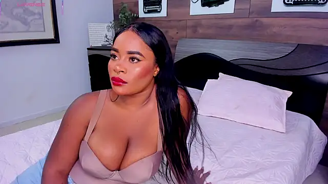 Snapshot of SammyDesire_10 chatting on May 22, 7:01 pm SammyDesire 10 online show from May 22, 7:01 pm