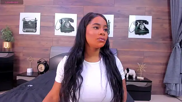 SammyDesire 10 online show from April 13, 2:32 pm