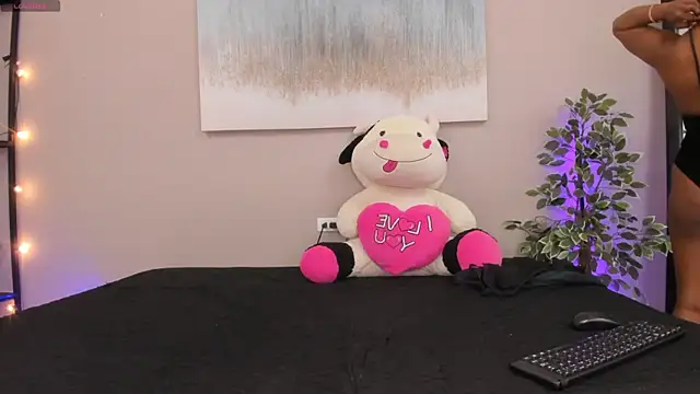 SammyDesire 10 online show from November 10, 8:25 pm