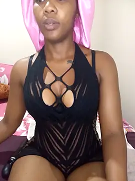 Hotytoty26 online show from February 6, 7:10 pm