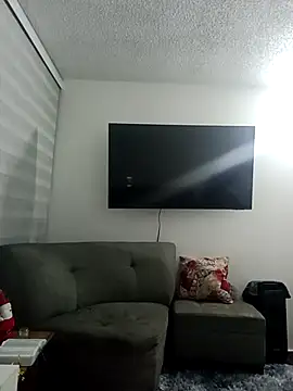 LEIDY LORENA online show from January 7, 2:05 am