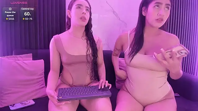 MiaScott5 online show from November 20, 3:40 am