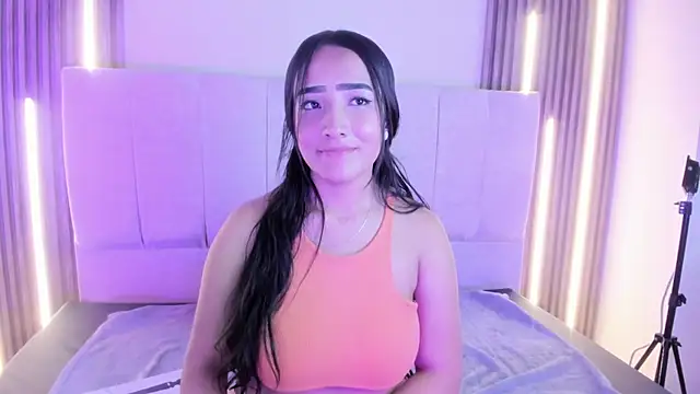 Snapshot of Alice_26_ chatting on July 6, 8:22 pm Alice 26 online show from July 6, 8:22 pm