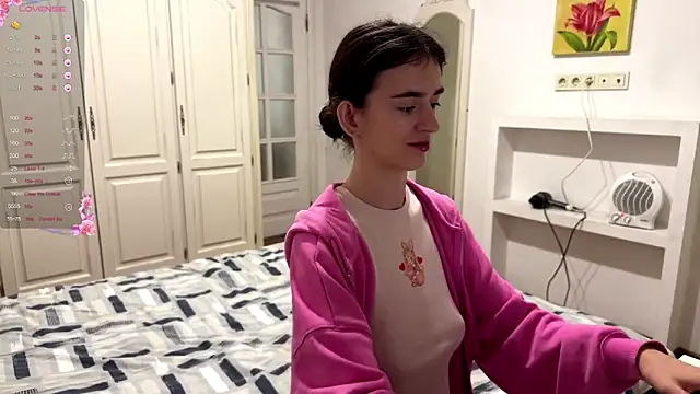 TwinTemptations online show from October 6, 6:52 pm