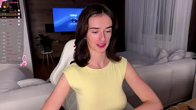 TwinTemptations online show from October 14, 6:19 pm