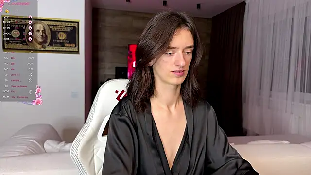 TwinTemptations online show from November 5, 9:40 pm