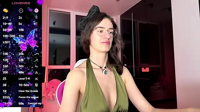 TwinTemptations online show from April 5, 5:19 pm