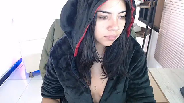 Snapshot of dangel_noir6 chatting on June 6, 10:42 am dangel noir6 online show from June 6, 10:42 am