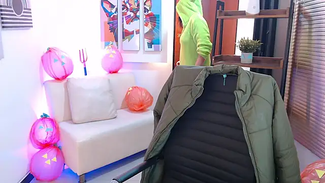 dangel noir6 online show from November 1, 8:08 am