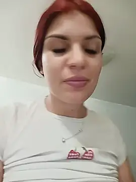 Snapshot of MeCherryy chatting on July 15, 5:53 pm MeCherryy online show from July 15, 5:53 pm