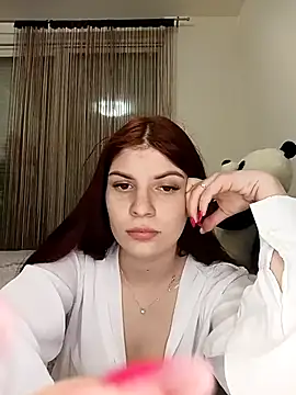 MeCherryy online show from April 14, 9:09 pm