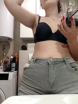 MeCherryy online show from May 13, 5:20 pm