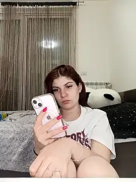 MeCherryy online show from May 4, 7:39 pm
