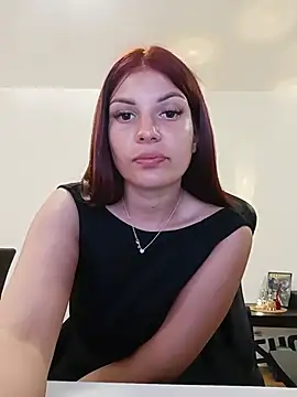 Snapshot of MeCherryy chatting on June 11, 6:49 pm MeCherryy online show from June 11, 6:49 pm