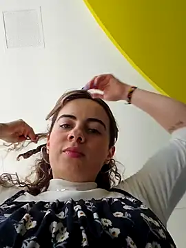 Snapshot of Sairy_ chatting on October 2, 5:16 pm Sairy online show from October 2, 5:16 pm