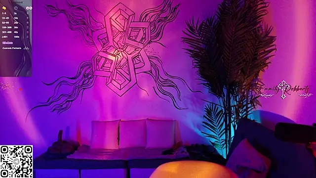 Emmi Roberts online show from April 14, 12:37 am