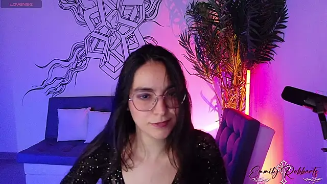 Emmi Roberts online show from March 2, 10:17 pm