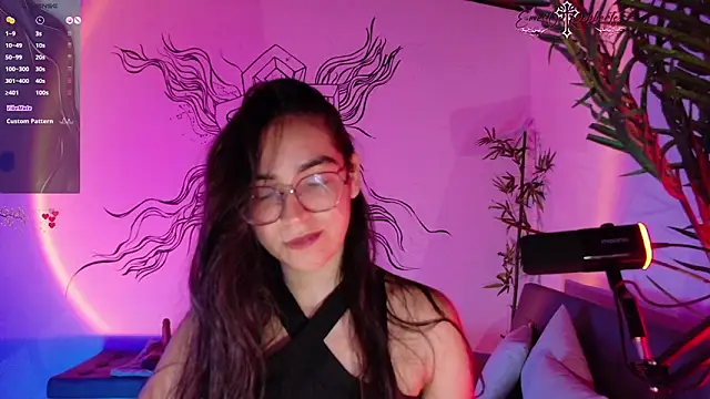 Emmi Roberts online show from March 26, 1:15 am