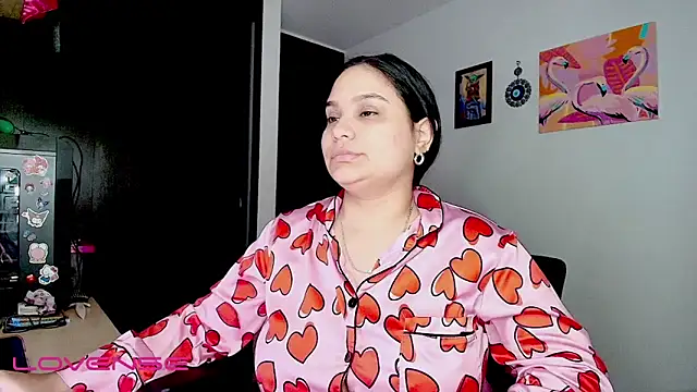 ashliecooperrr online show from November 23, 6:34 am