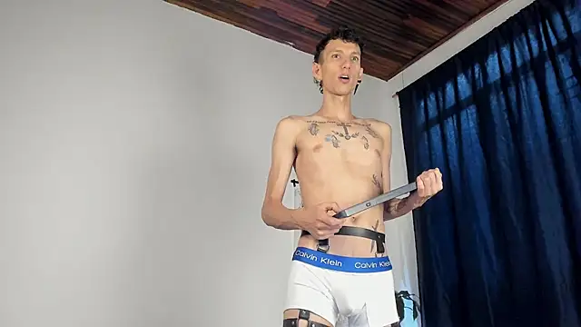 Giotrashy online show from July 2, 10:05 pm