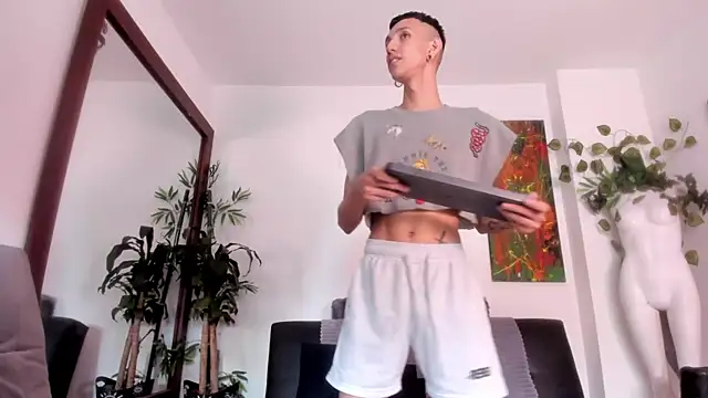 Giotrashy online show from March 20, 8:08 pm