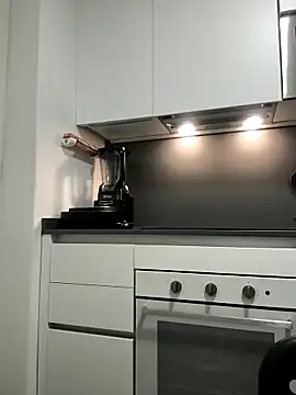 Snapshot of Alyssa_76 chatting on November 30, 9:43 am Alyssa 76 online show from November 30, 9:43 am