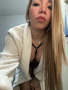Alyssa 76 online show from March 13, 8:11 pm