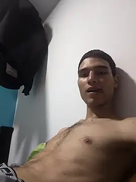 Snapshot of Saul_yei chatting on March 18, 2:51 am Saul yei online show from March 18, 2:51 am
