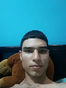Snapshot of Saul_yei chatting on March 12, 11:12 pm Saul yei online show from March 12, 11:12 pm