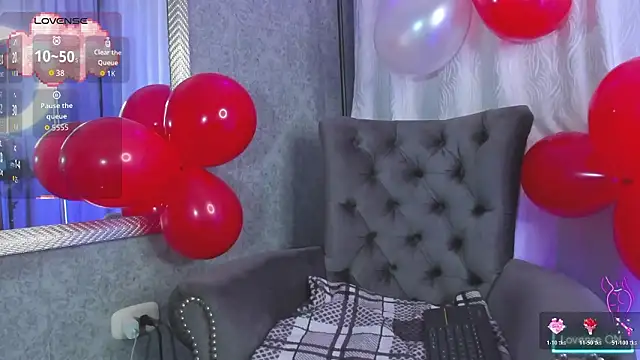 alice kingsley  online show from February 14, 7:14 pm