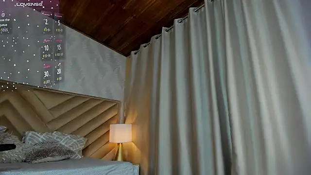 alice kingsley  online show from September 23, 9:55 pm