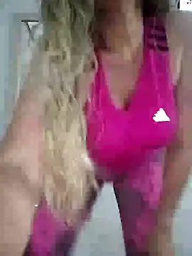 Snapshot of keityxxx chatting on June 11, 9:01 pm keityxxx online show from June 11, 9:01 pm